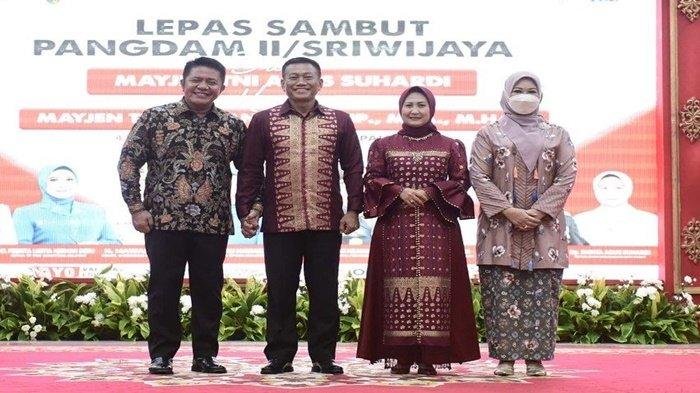 Herman Deru Sampaikan Apresiasi Pada Jajaran Kodam II/Sriwijaya ... Herman Deru Nyatakan Dukungan untuk Sriwijaya FC